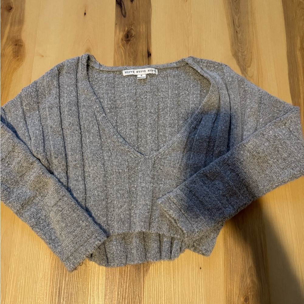 Women's Gray Sweater